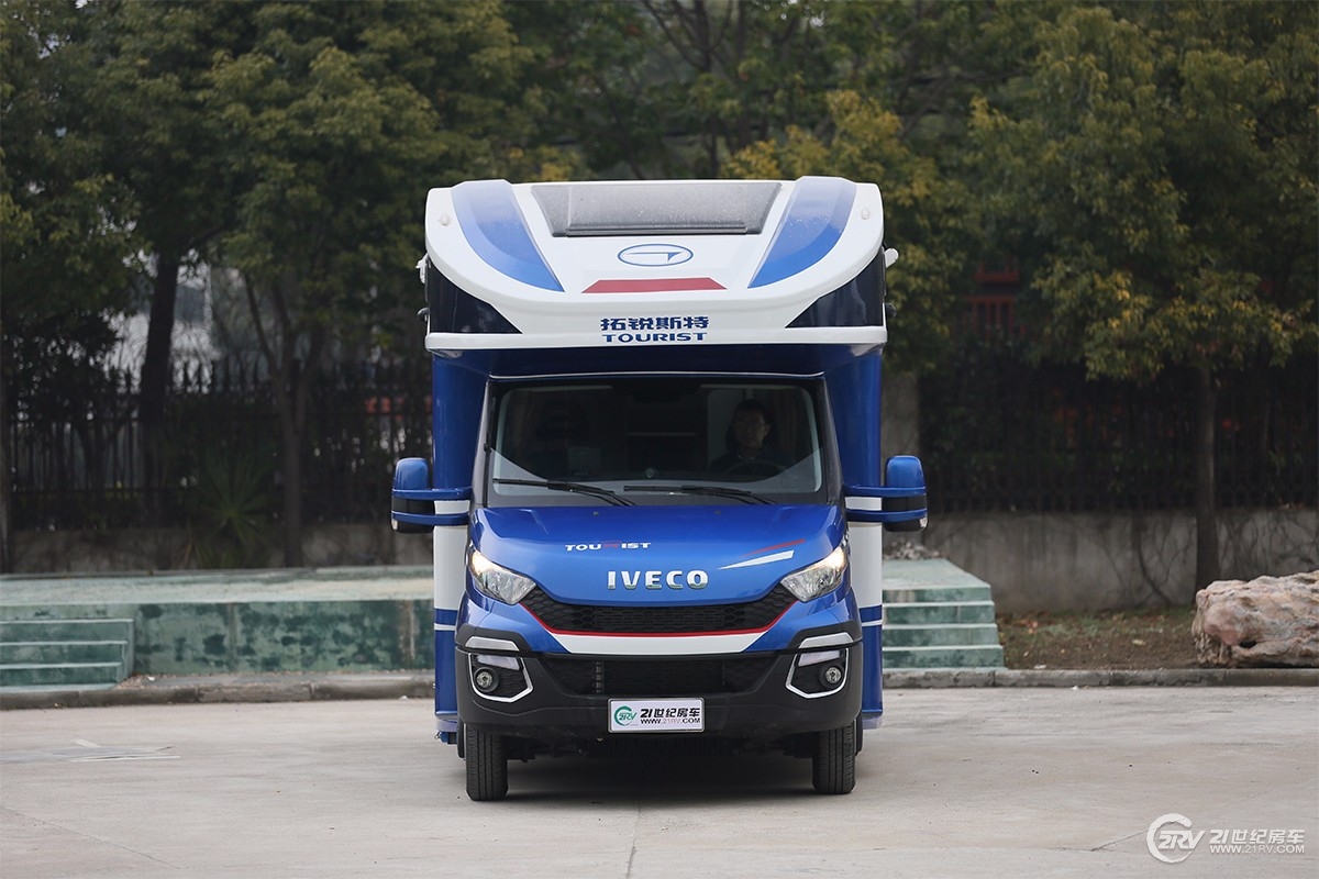 2E1A3747܌-1.jpg