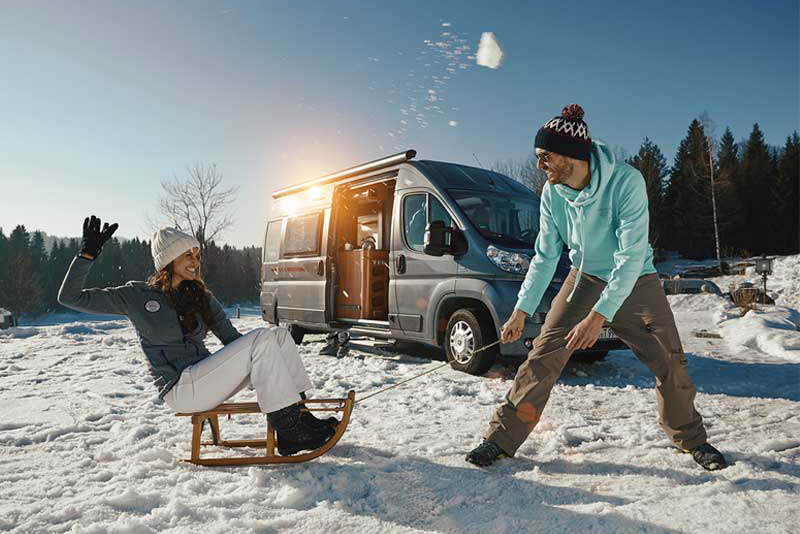 press-truma-winterservice-young-couple-content.jpg