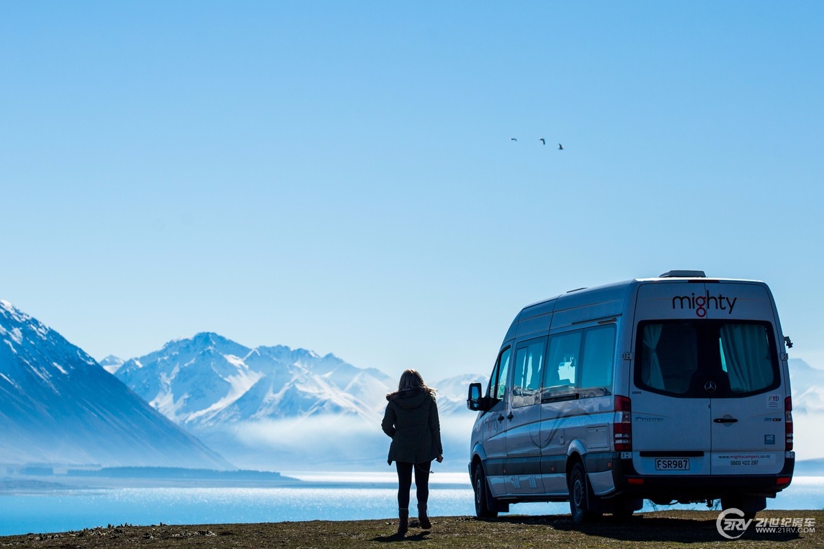 motorhome-in-winter.jpg