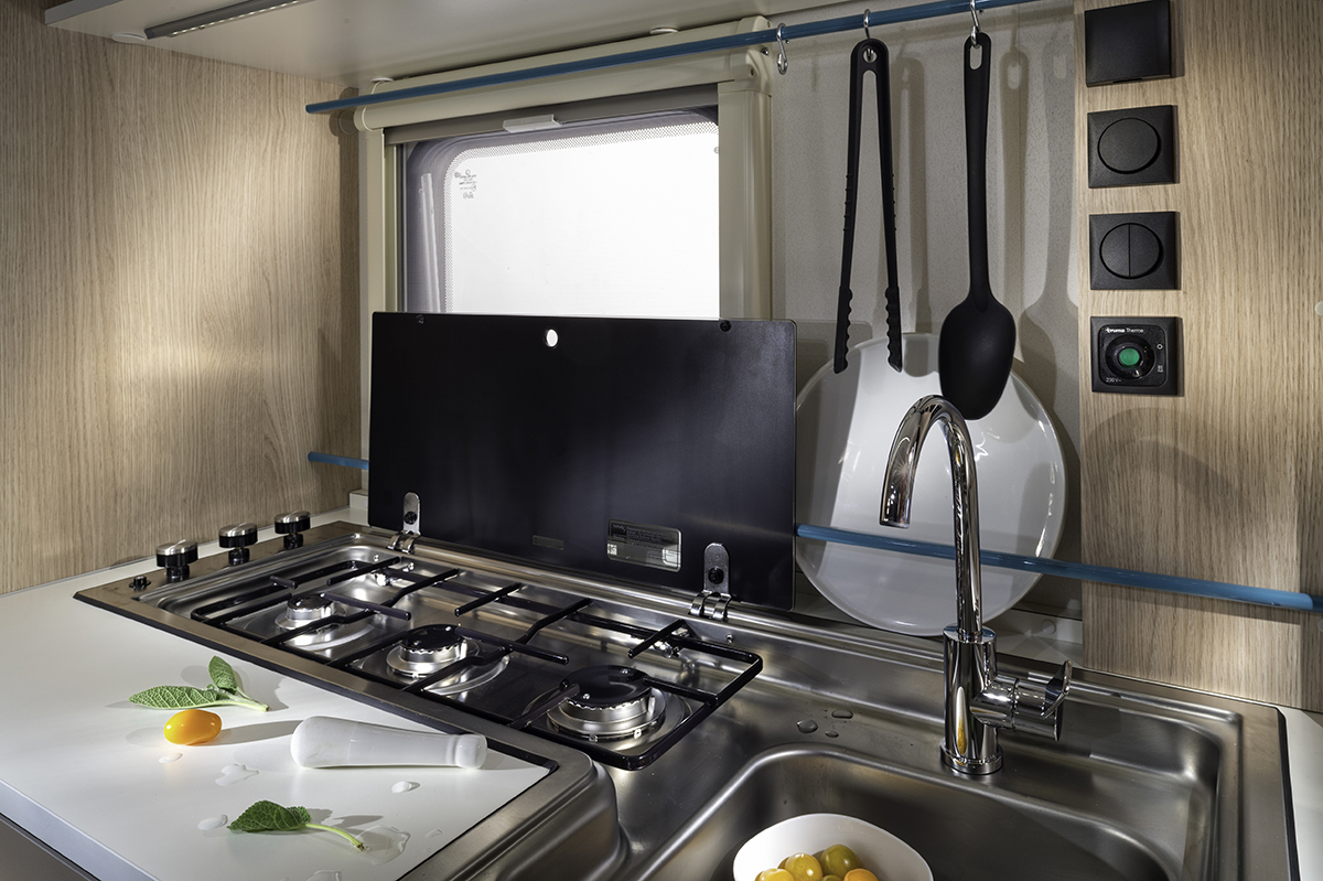 518-aviva-472-pk-detail-kitchen-jm4-0361.jpg