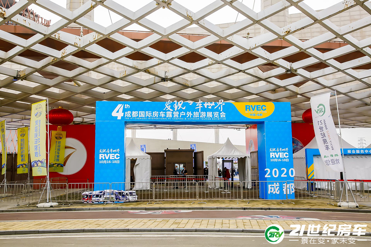 vbox14018__T1A2297_123233.jpg
