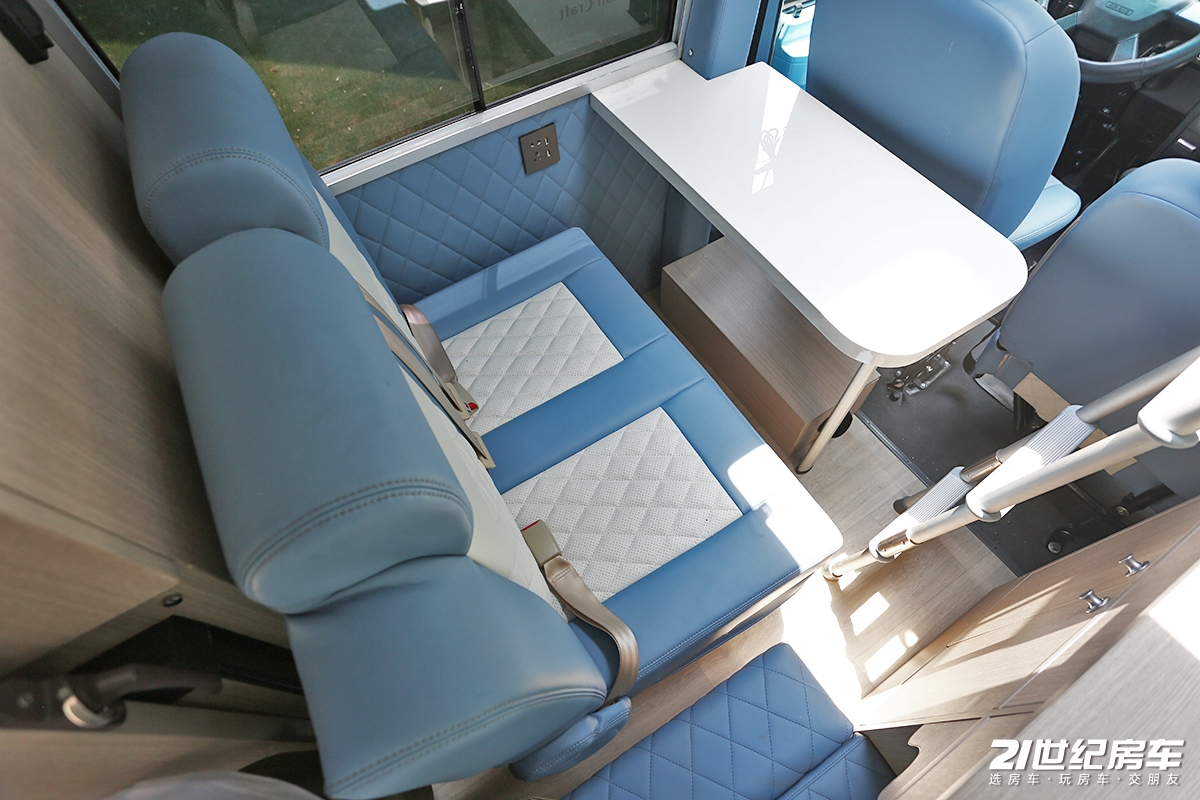2E1A3778.JPG