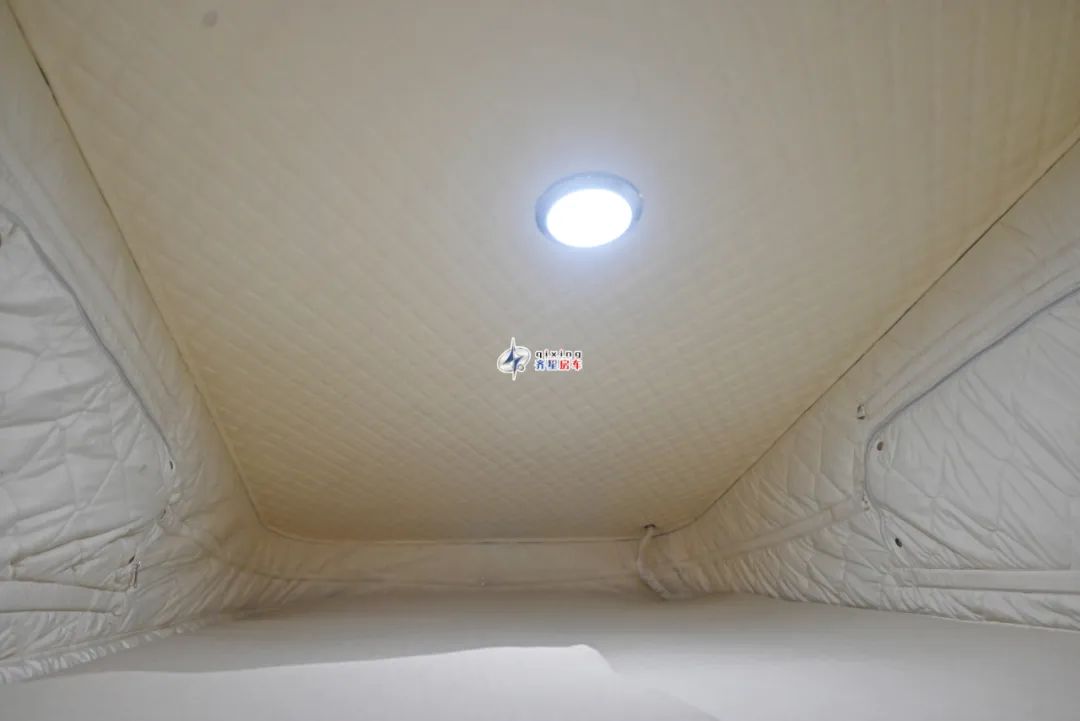 DƬ25.jpg