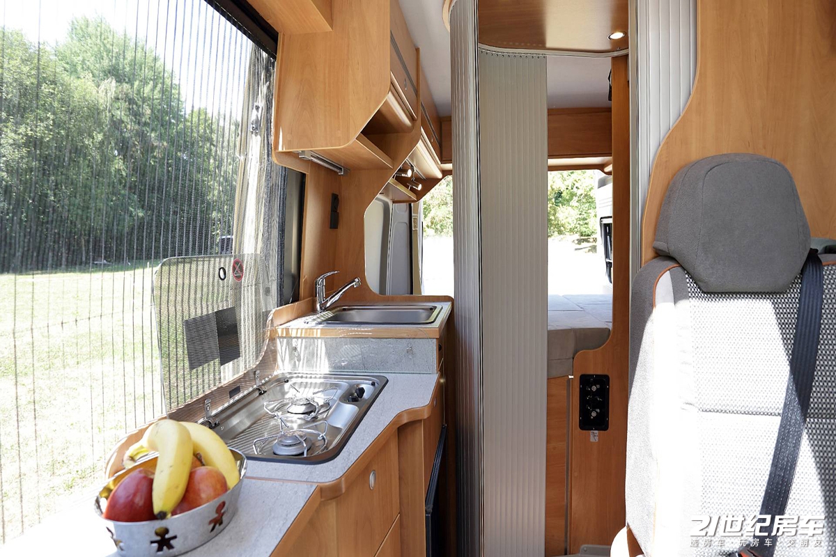 citroen-typ-h-wildcamp (7).jpg
